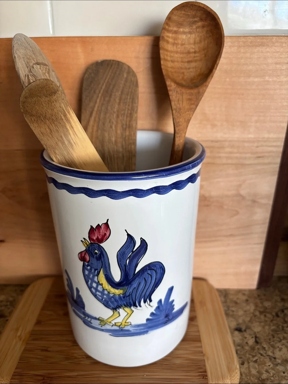 Lillian Vernon Ceramic Rooster Utensil Holder - Blue & White         Like New